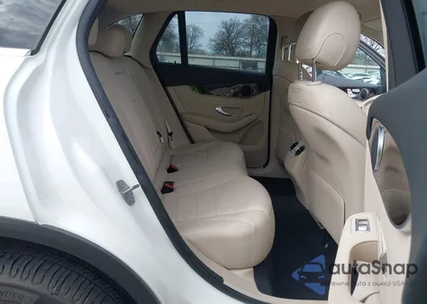 2019 Mercedes-Benz Glc 300 from USA, damaged, VIN WDC0G4JB7KV172805